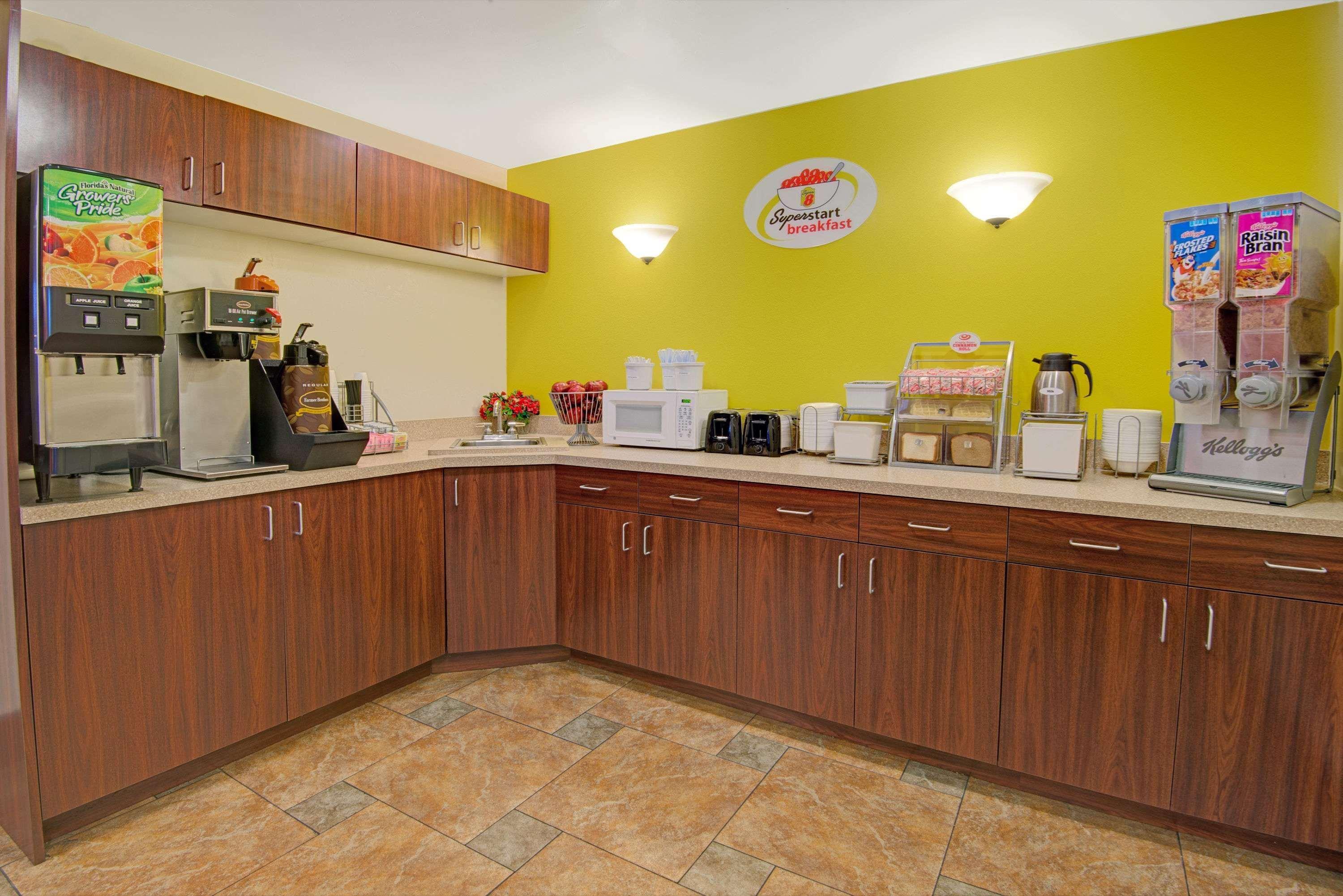 Super 8 By Wyndham Las Cruces University Area Zewnętrze zdjęcie